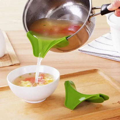 Silicone Anti-Spill Pouring Spout